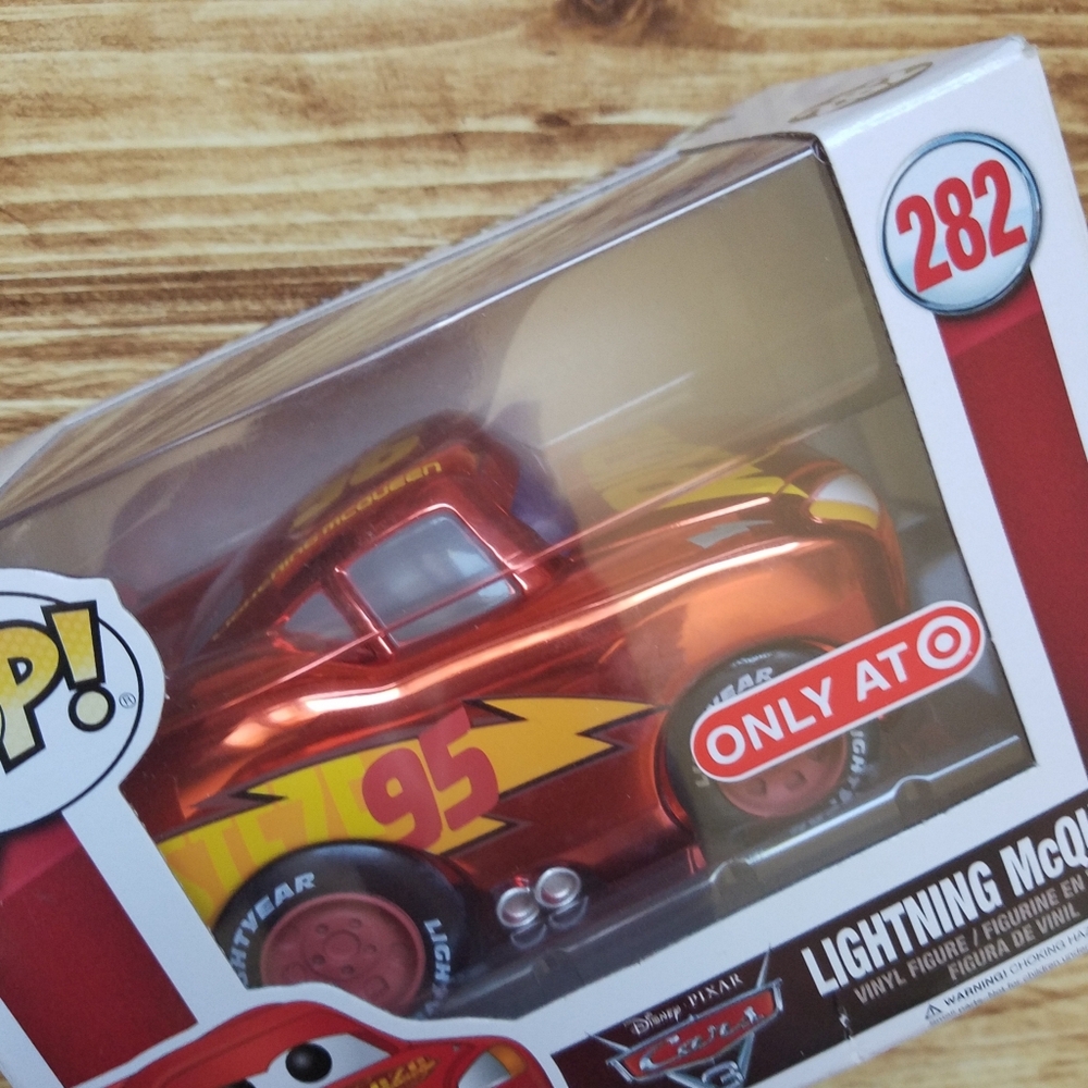Disney Pixar Funko Pop Lightning McQueen Collectible Figure #282 - Picture 7 of 7